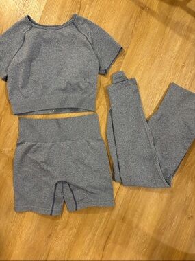 Seamless Active Set - Heather Gray